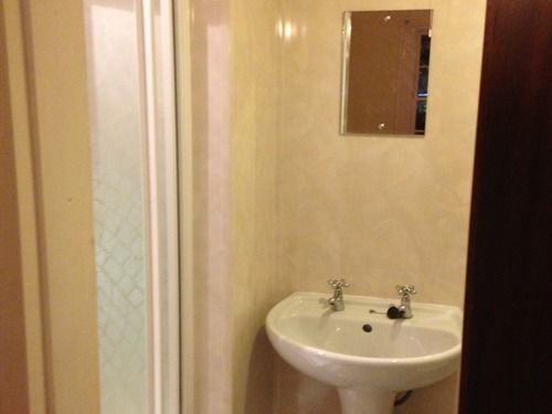 Harbour Moon Inn لوي المظهر الخارجي الصورة